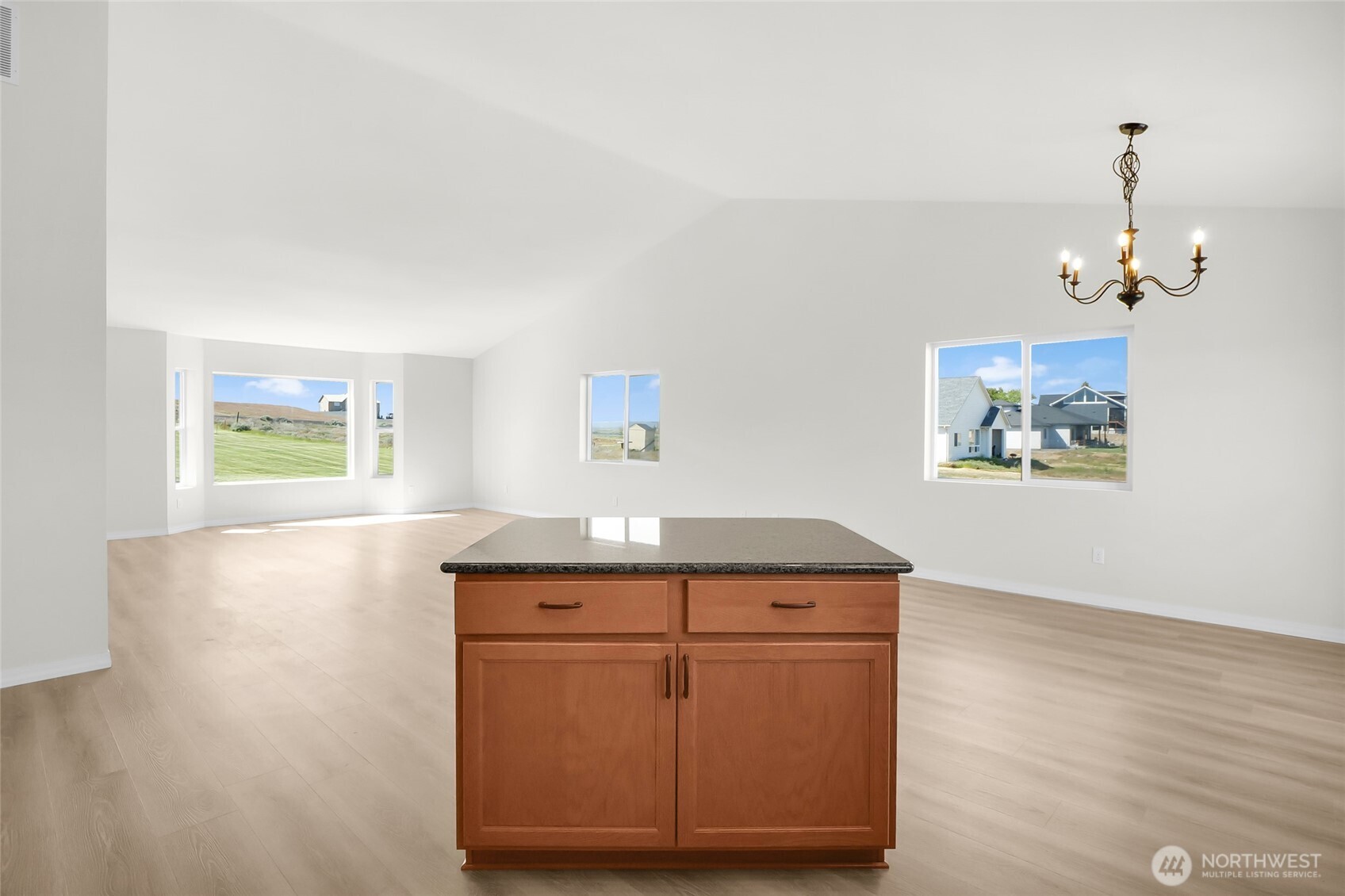 8903 Stonecrest Road NE, Moses Lake, WA 98837