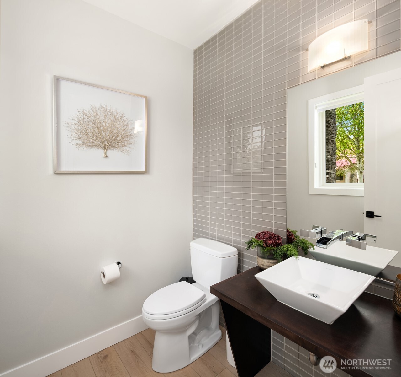 635 17th Avenue W, Kirkland, WA 98033