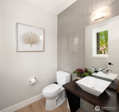 635 17th Avenue W, Kirkland, WA 98033 - Photo 16