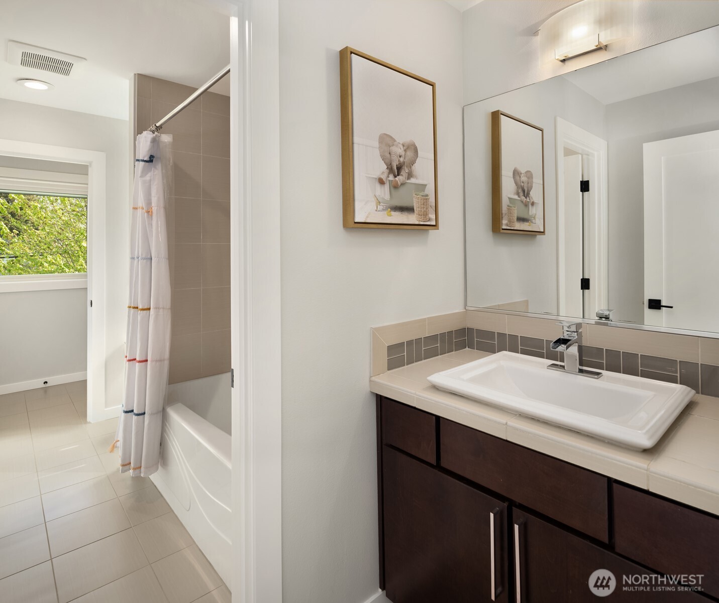 635 17th Avenue W, Kirkland, WA 98033