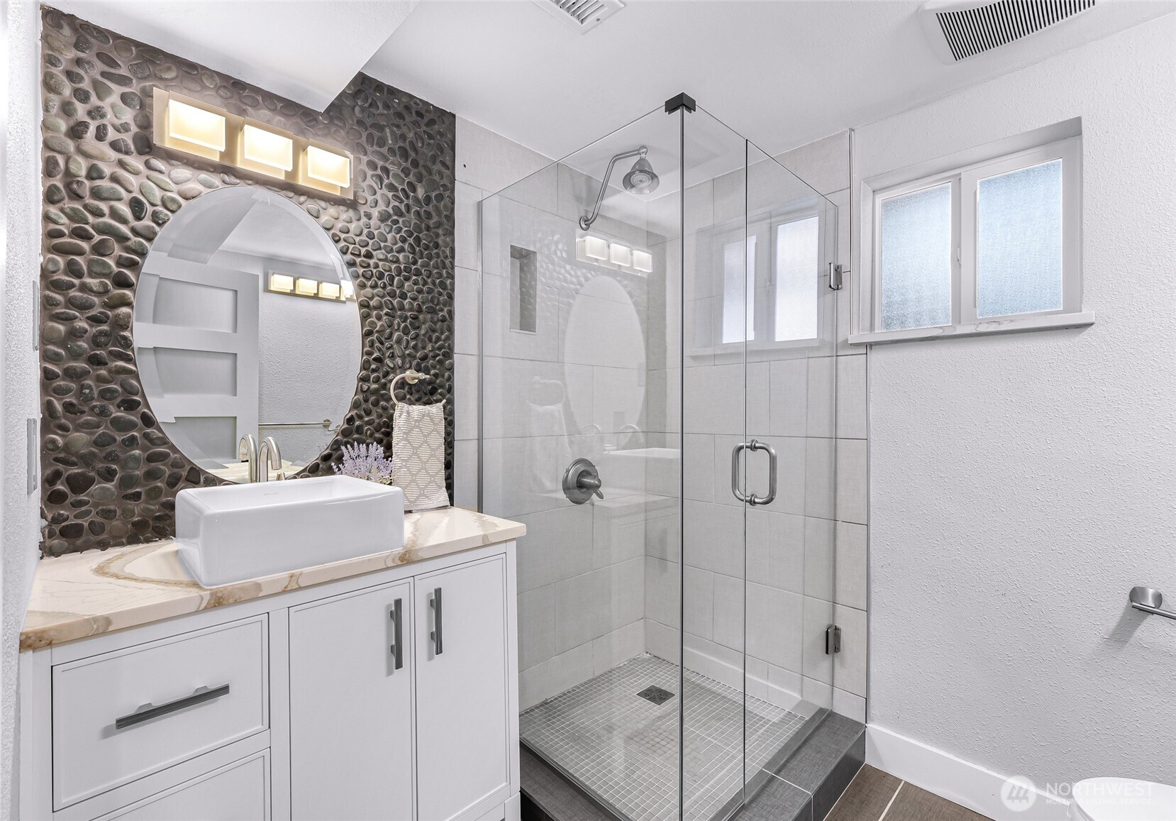 6204 170th Place SW, Lynnwood, WA 98037