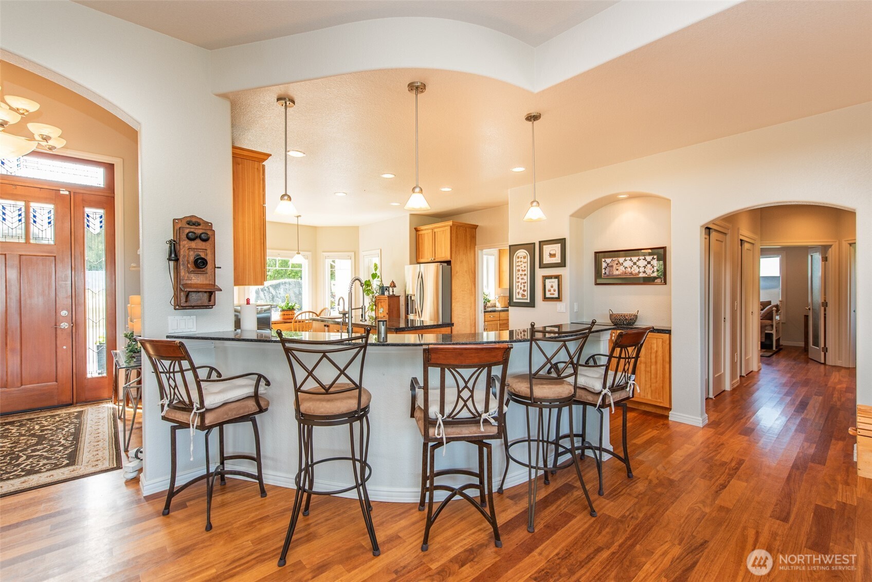 203 Delta Way , Sequim, WA 98382
