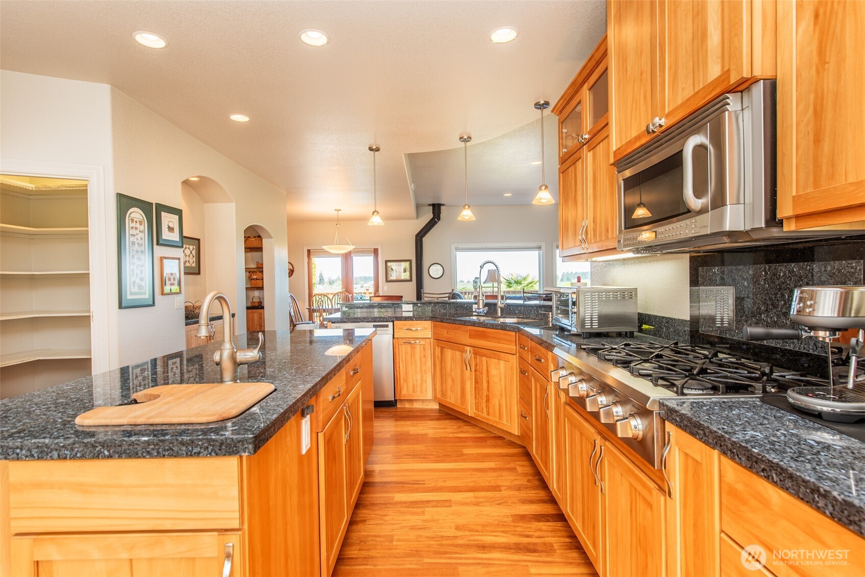 203 Delta Way , Sequim, WA 98382