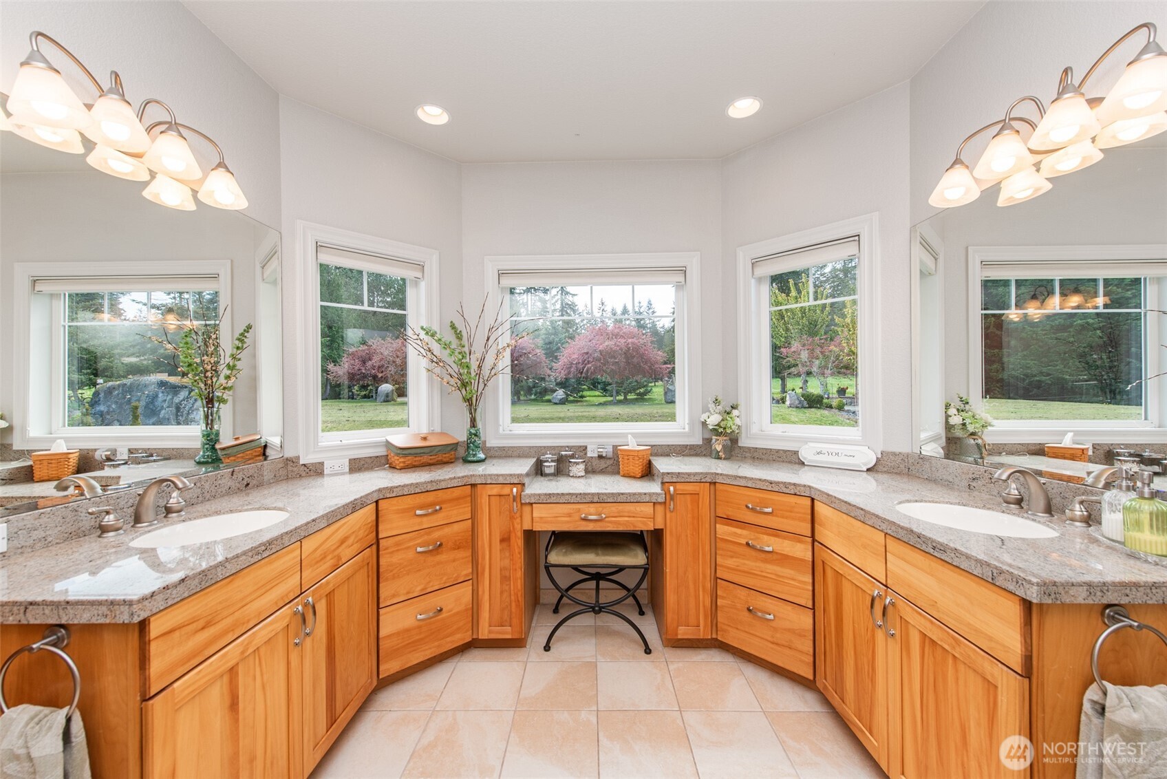 203 Delta Way , Sequim, WA 98382