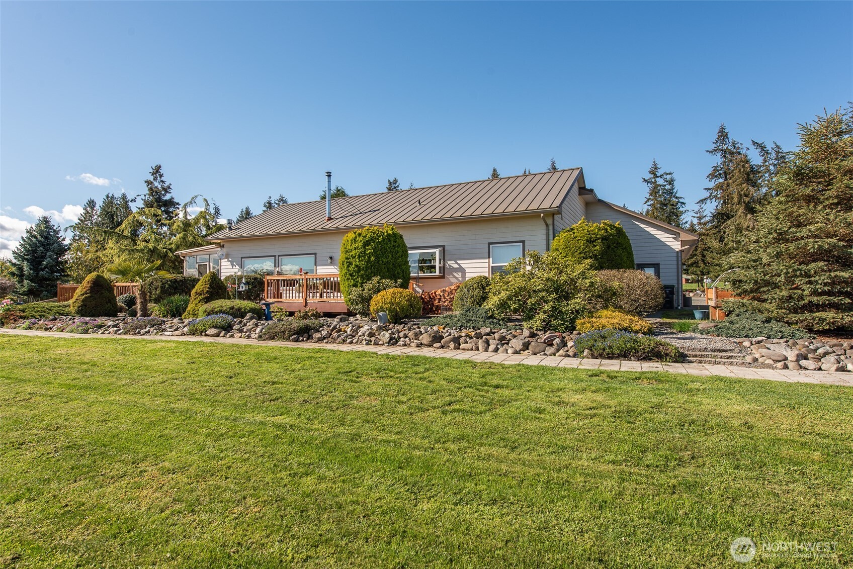 203 Delta Way , Sequim, WA 98382