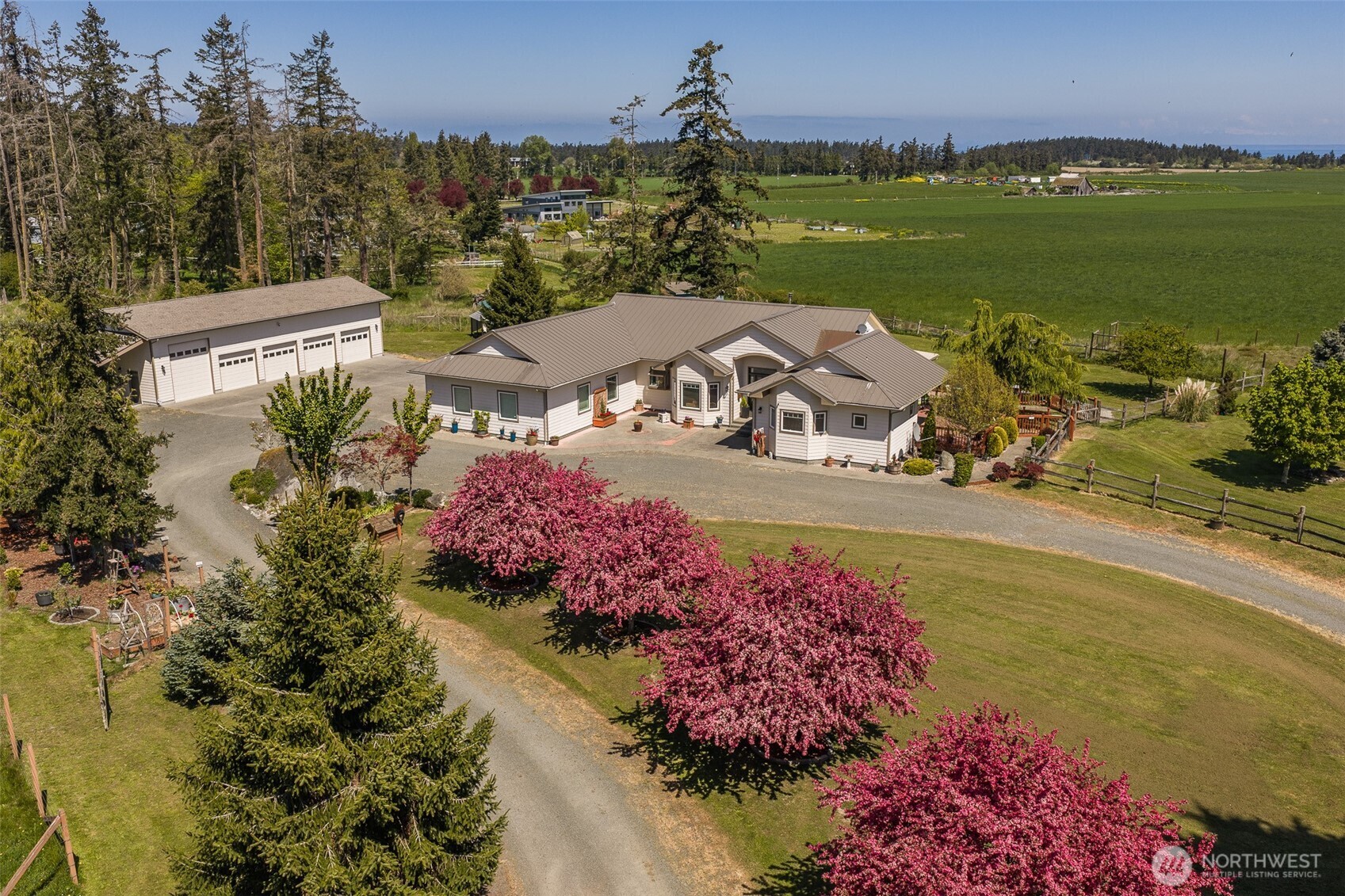 203 Delta Way , Sequim, WA 98382