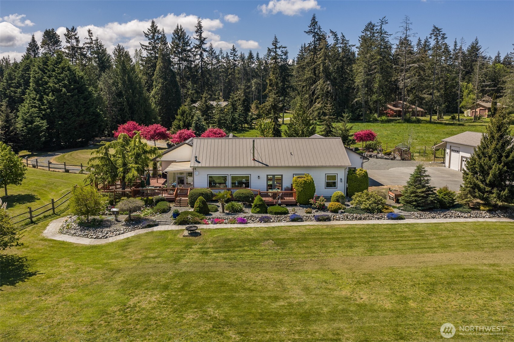 203 Delta Way , Sequim, WA 98382