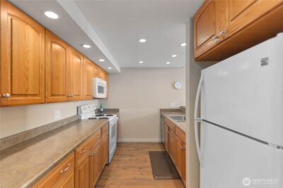 7347 Old Redmond Road #119, Redmond, WA 98052 - Photo 8