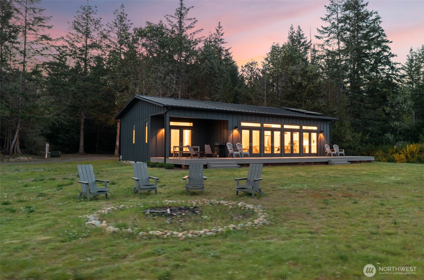 346 Buena Vista Way , Brinnon, WA 98320