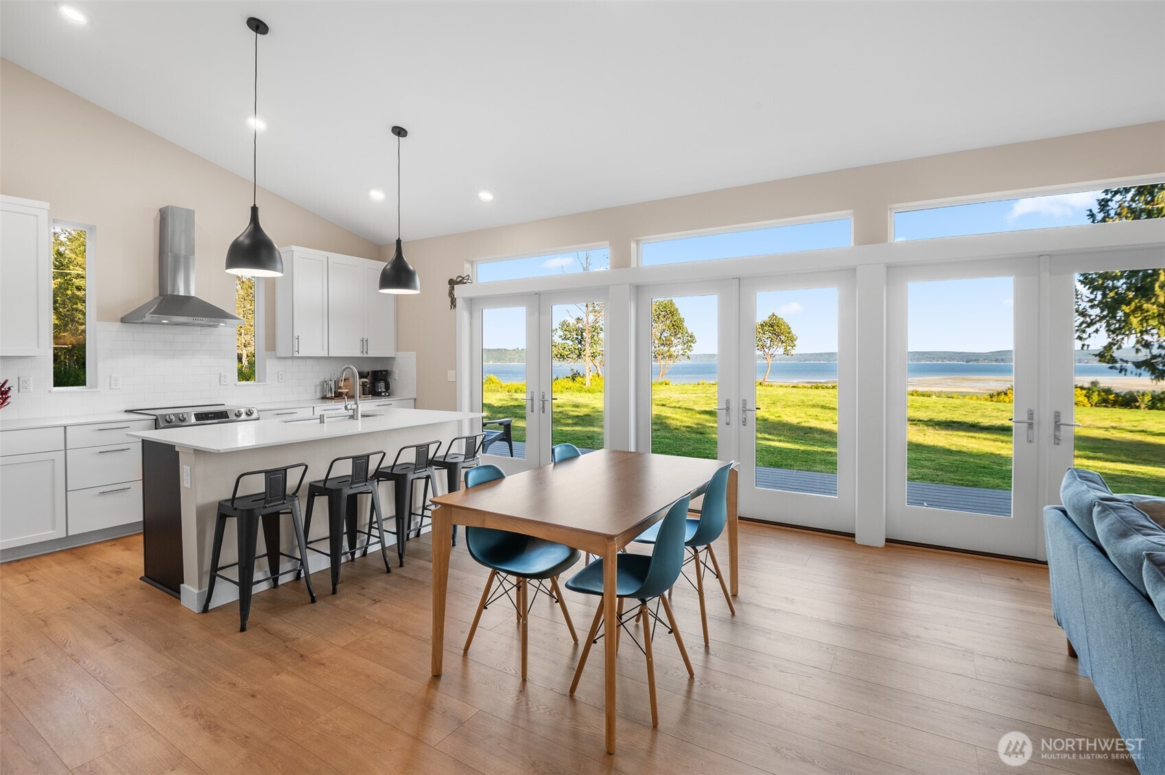 346 Buena Vista Way , Brinnon, WA 98320