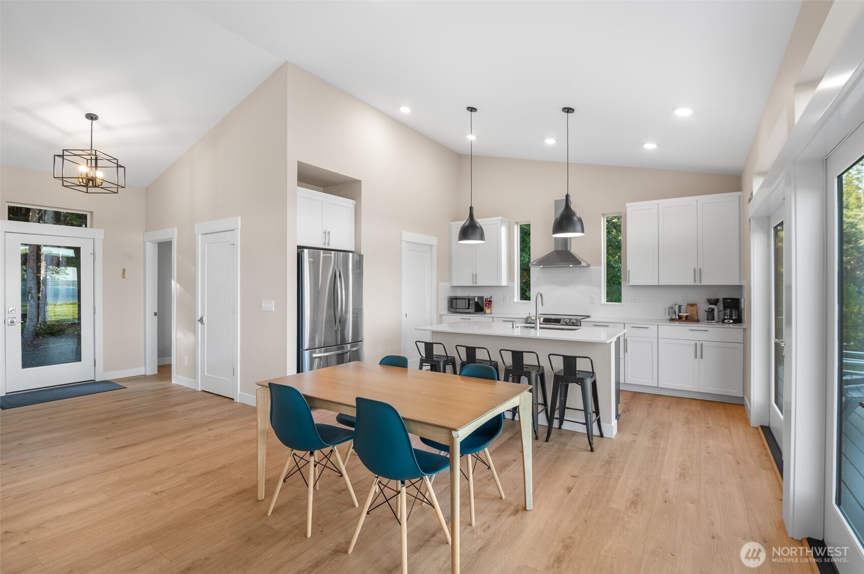 346 Buena Vista Way , Brinnon, WA 98320