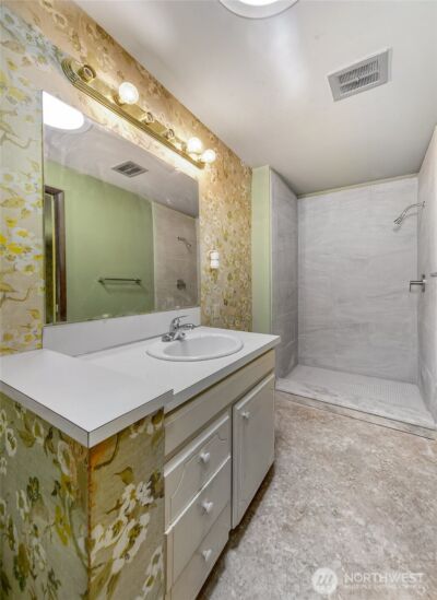 7070 94th Avenue SE, Mercer Island, WA 98040 - Photo 14