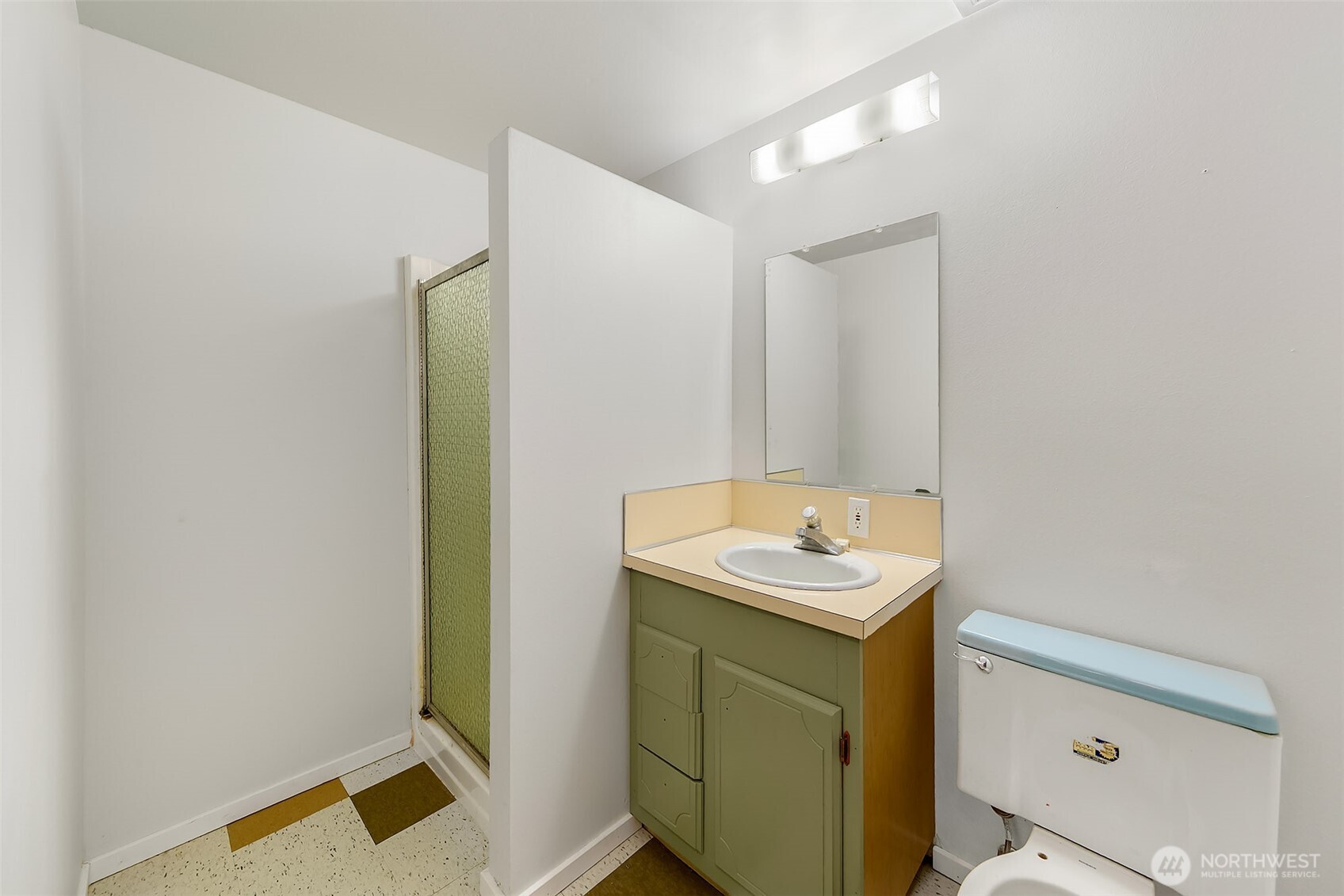 7070 94th Avenue SE, Mercer Island, WA 98040