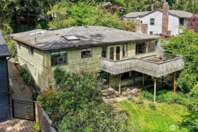 7070 94th Avenue SE, Mercer Island, WA 98040 - Photo 31