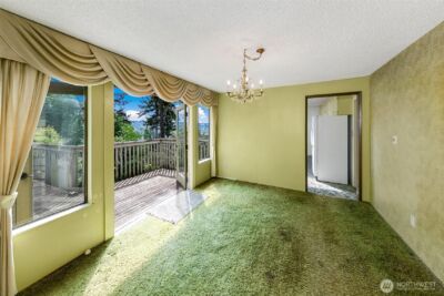 7070 94th Avenue SE, Mercer Island, WA 98040 - Photo 9