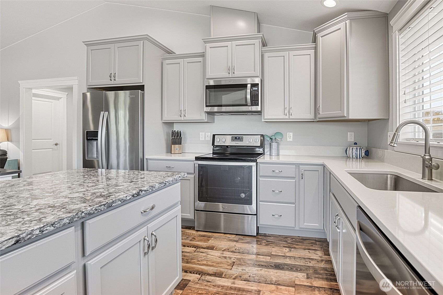 399 Seashore Street SW, Ocean Shores, WA 98569