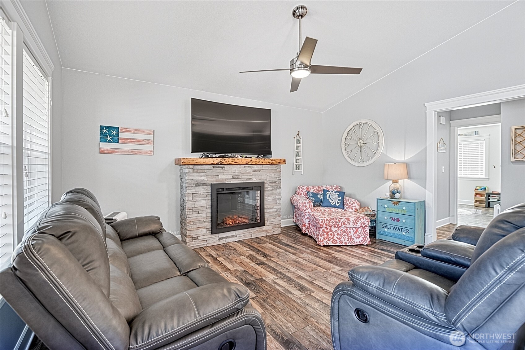 399 Seashore Street SW, Ocean Shores, WA 98569