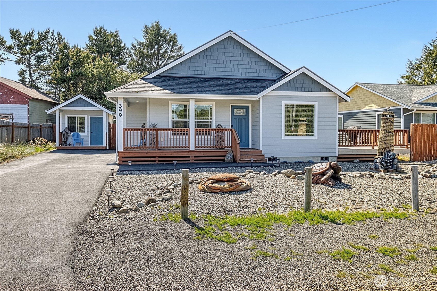 399 Seashore Street SW, Ocean Shores, WA 98569
