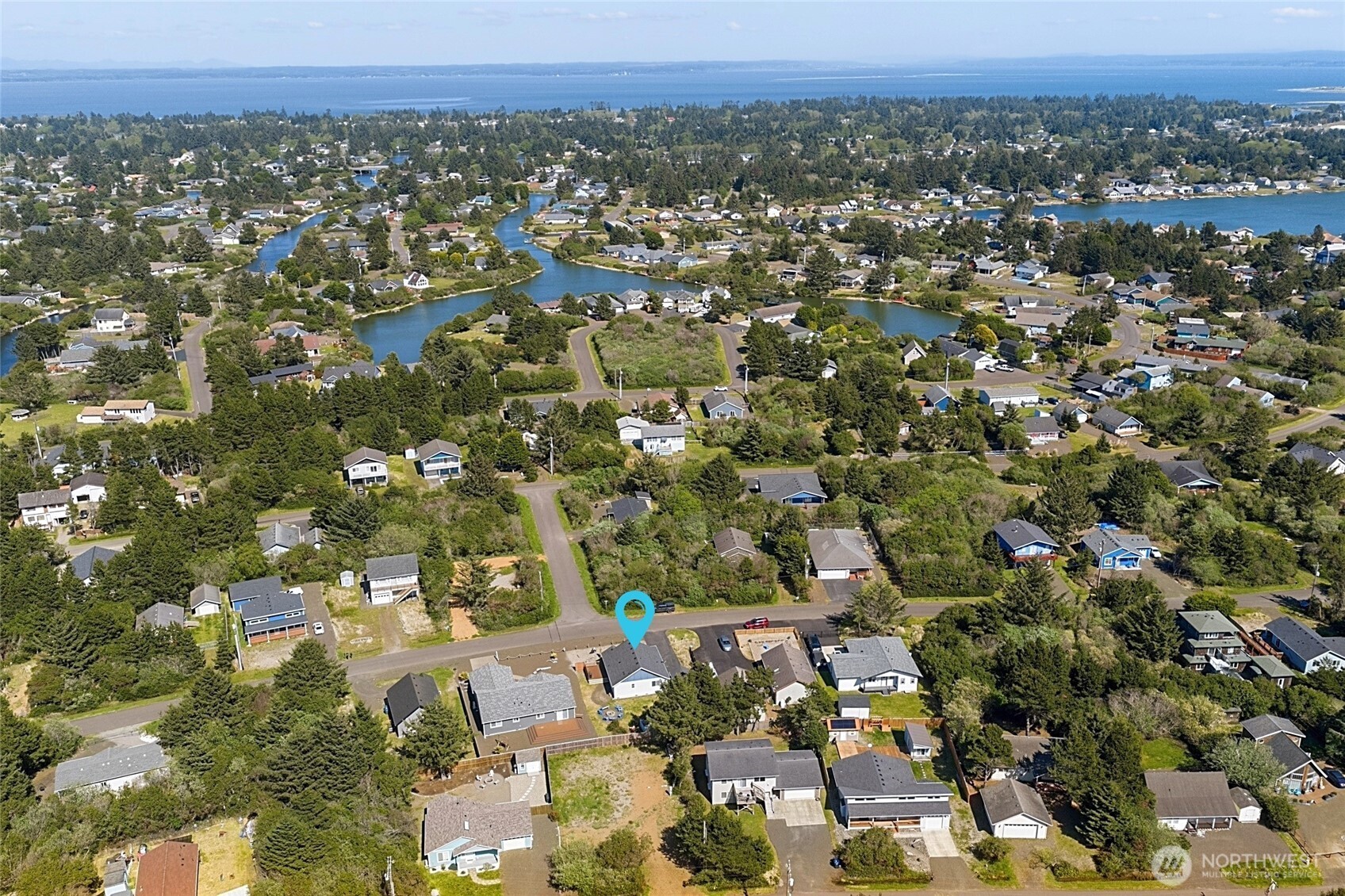 399 Seashore Street SW, Ocean Shores, WA 98569