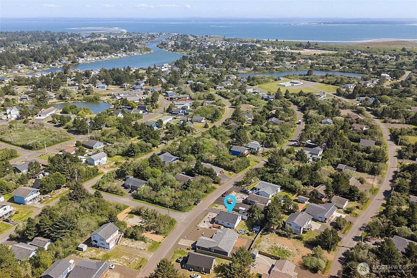 399 Seashore Street SW, Ocean Shores, WA 98569