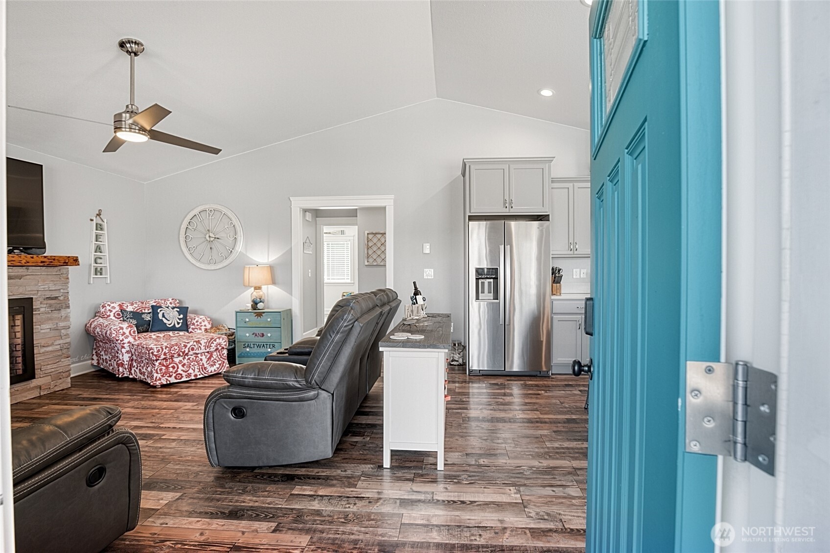 399 Seashore Street SW, Ocean Shores, WA 98569