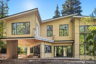 5222 Forest Avenue SE, Mercer Island, WA 98040 - Photo 1