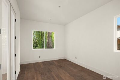 5222 Forest Avenue SE, Mercer Island, WA 98040 - Photo 14