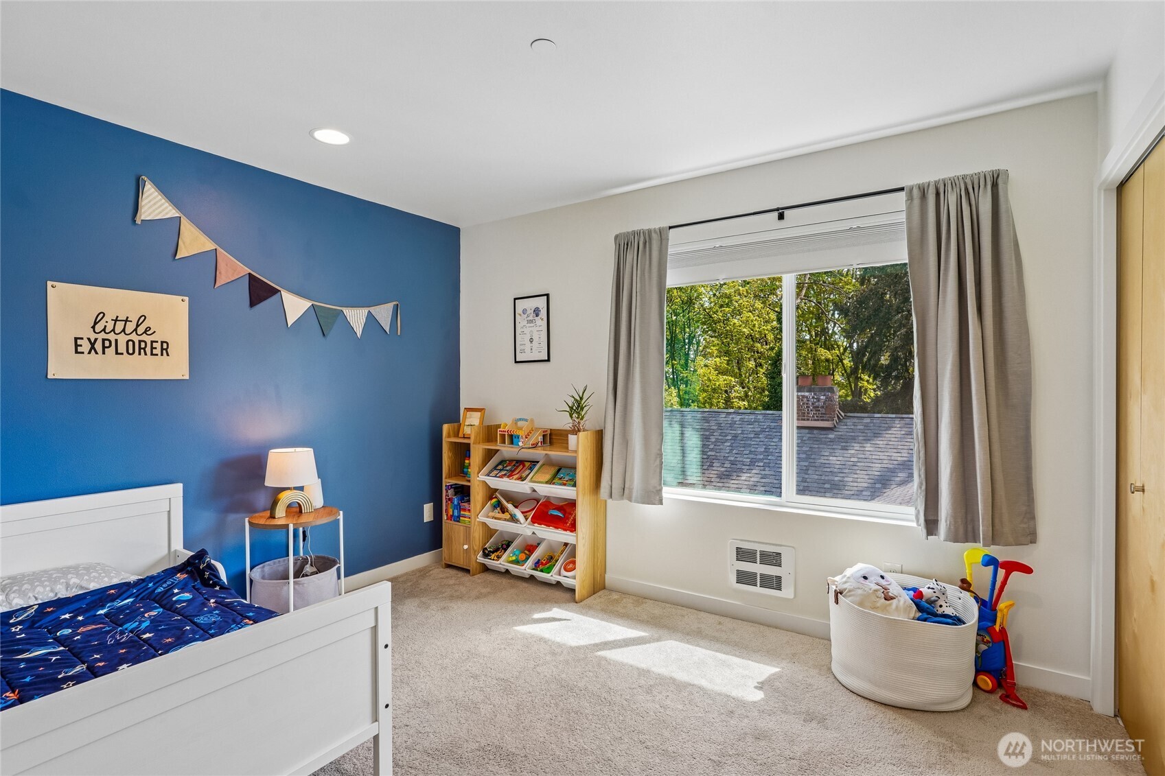 1903 N Oakes Street , Tacoma, WA 98406