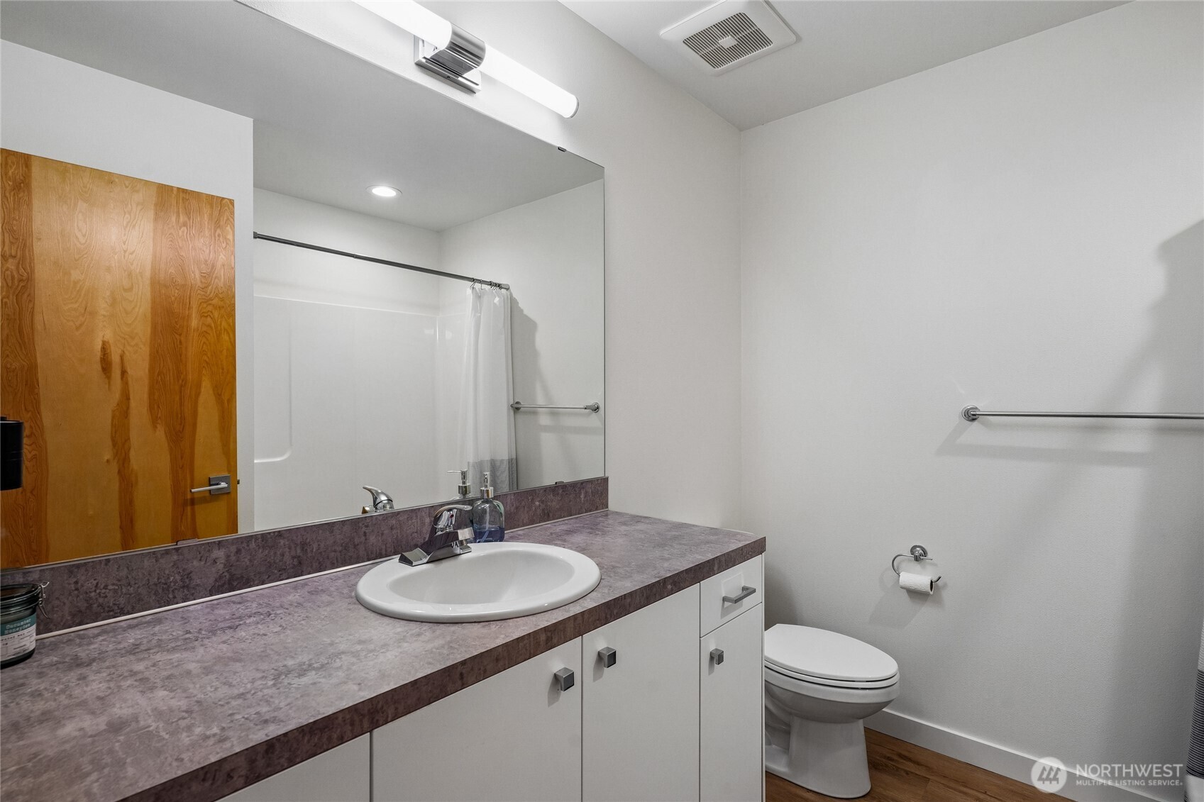 1903 N Oakes Street , Tacoma, WA 98406