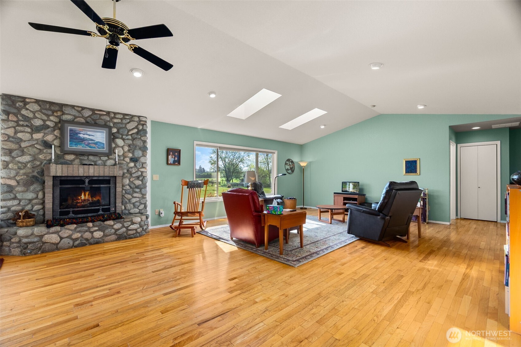 8432 Ayer Street SE, Olympia, WA 98501