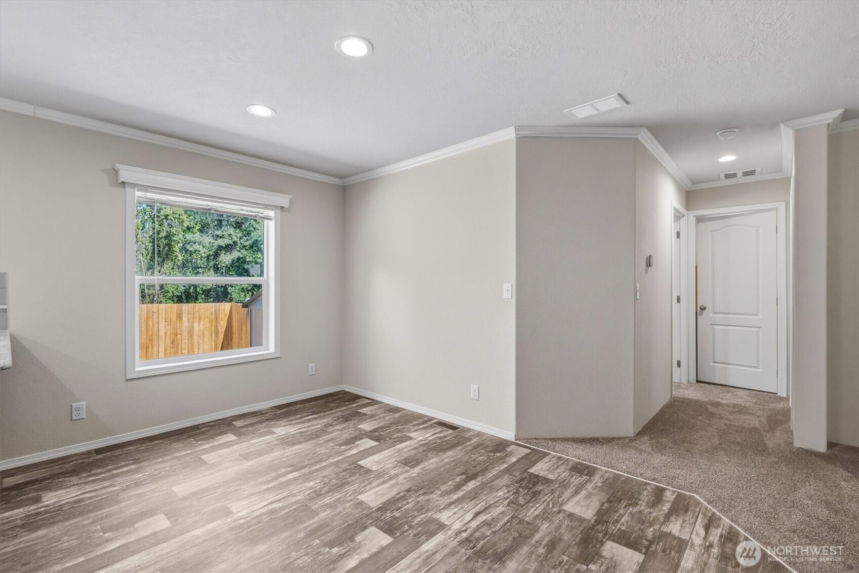 101 Sir Lancelot Drive , Castle Rock, WA 98611