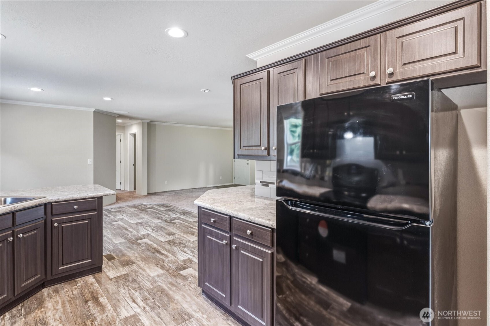 101 Sir Lancelot Drive , Castle Rock, WA 98611