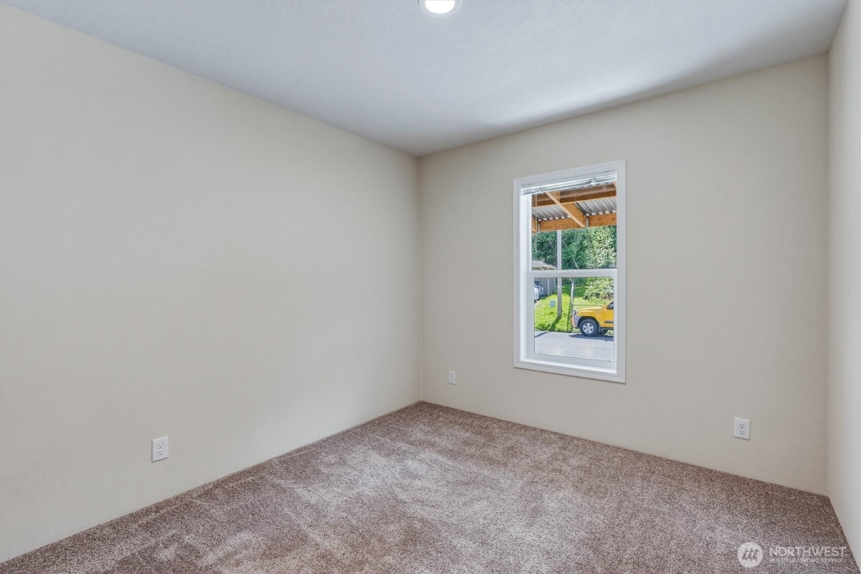 101 Sir Lancelot Drive , Castle Rock, WA 98611