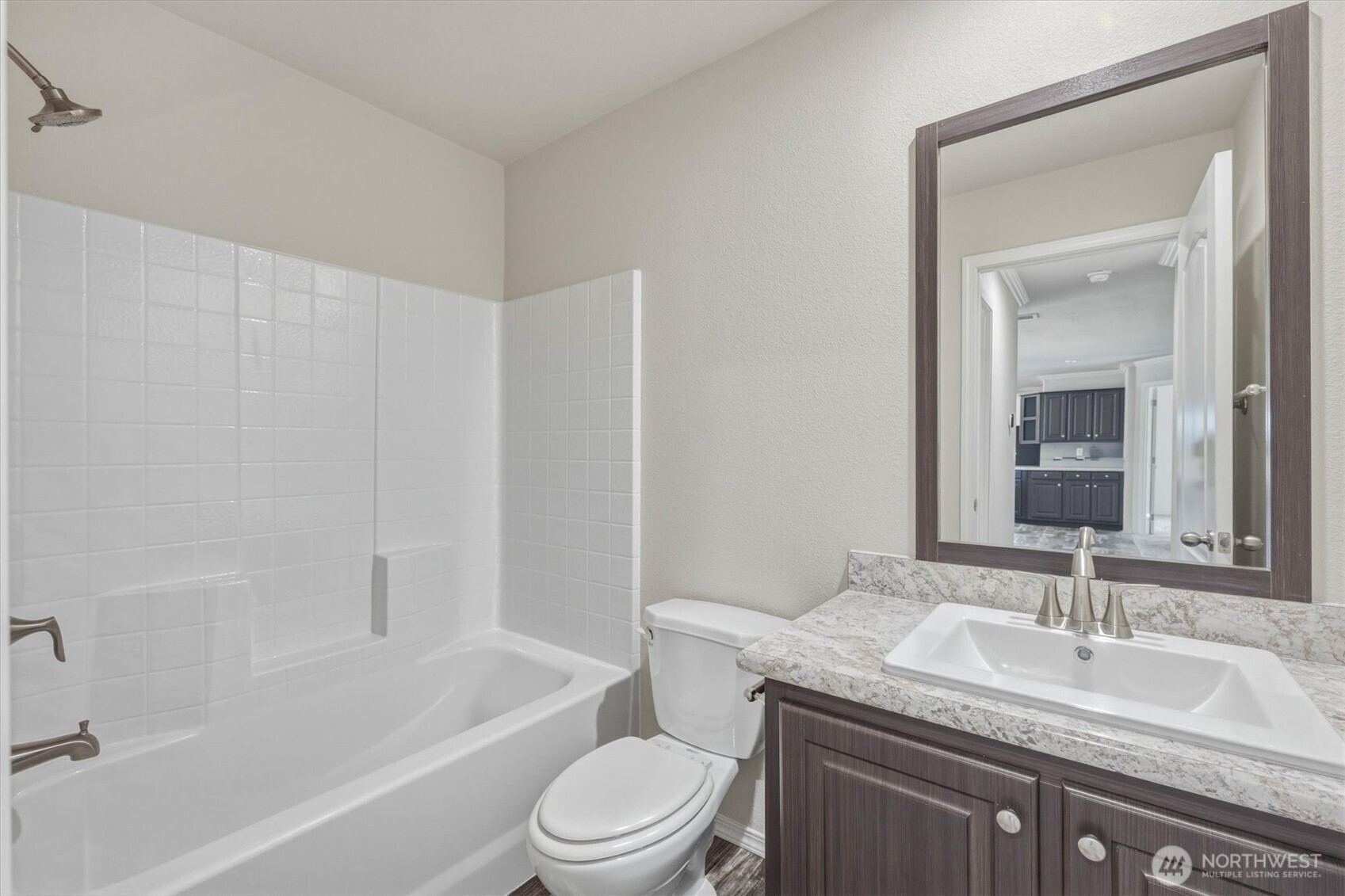 101 Sir Lancelot Drive , Castle Rock, WA 98611