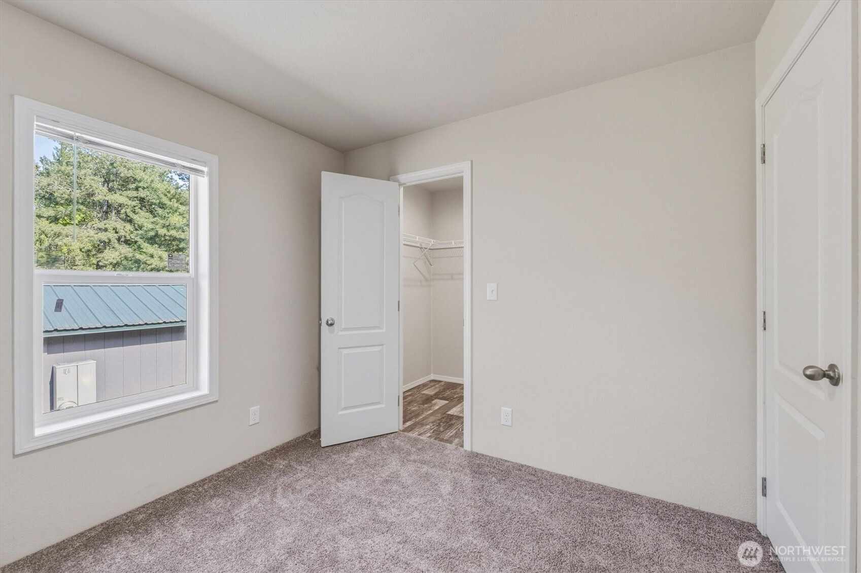 101 Sir Lancelot Drive , Castle Rock, WA 98611