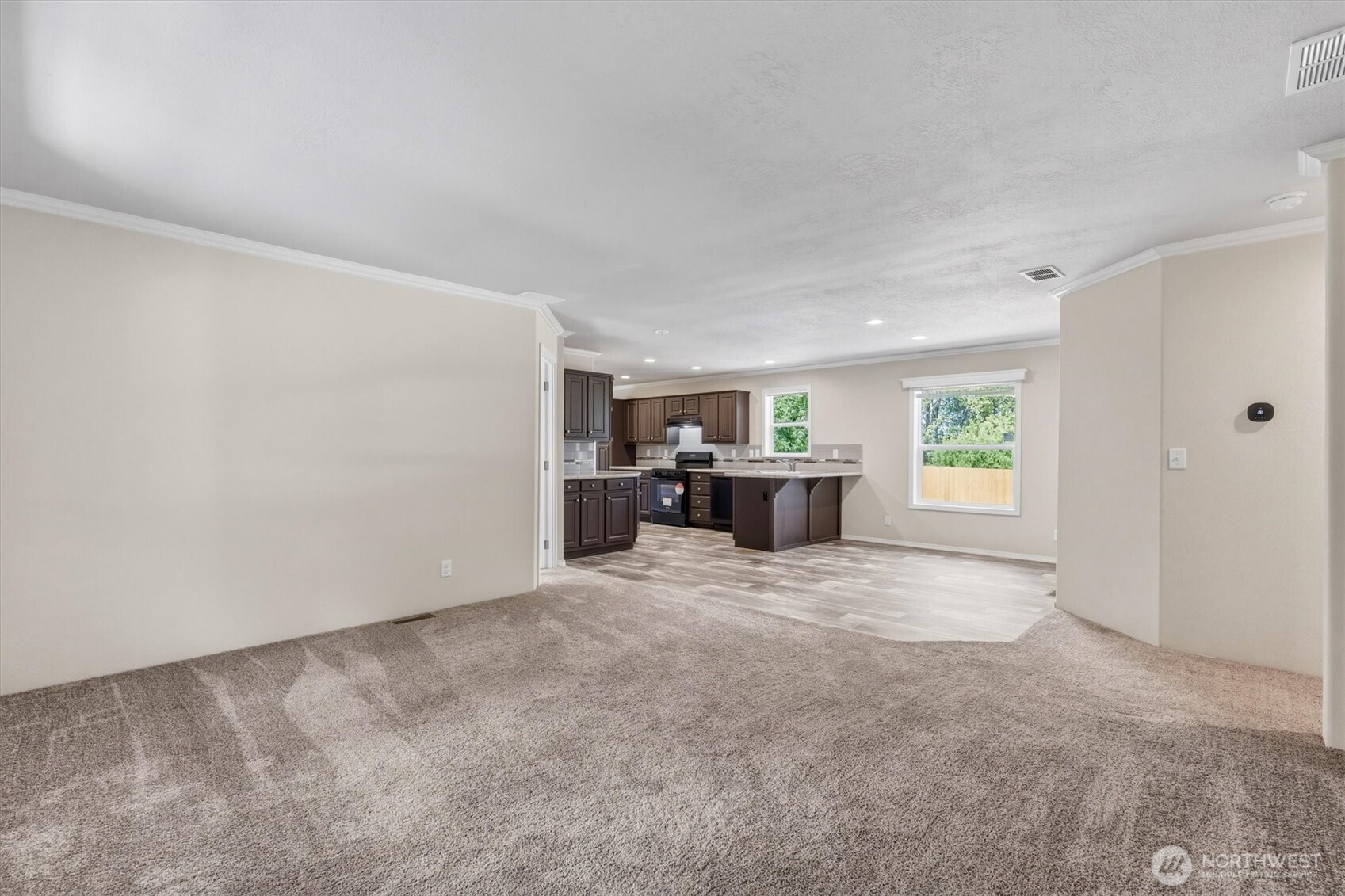 101 Sir Lancelot Drive , Castle Rock, WA 98611