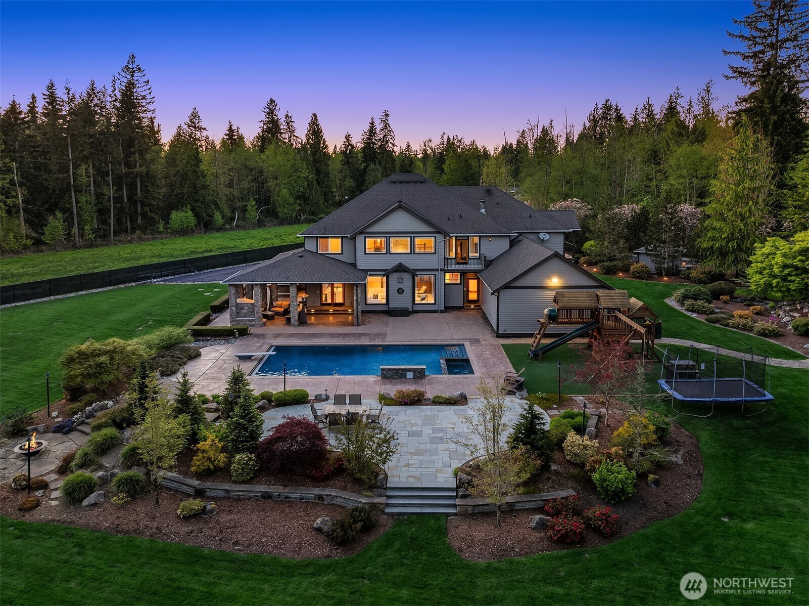 11712 84TH STREET NE, Lake Stevens, WA 98258-8944