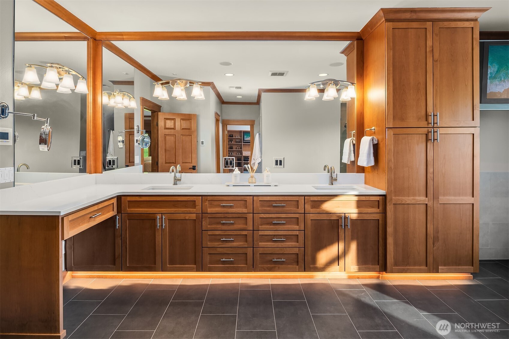 11712 84TH STREET NE, Lake Stevens, WA 98258-8944