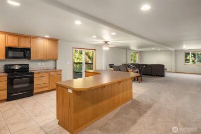 11712 84TH STREET NE, Lake Stevens, WA 98258-8944 - Photo 35