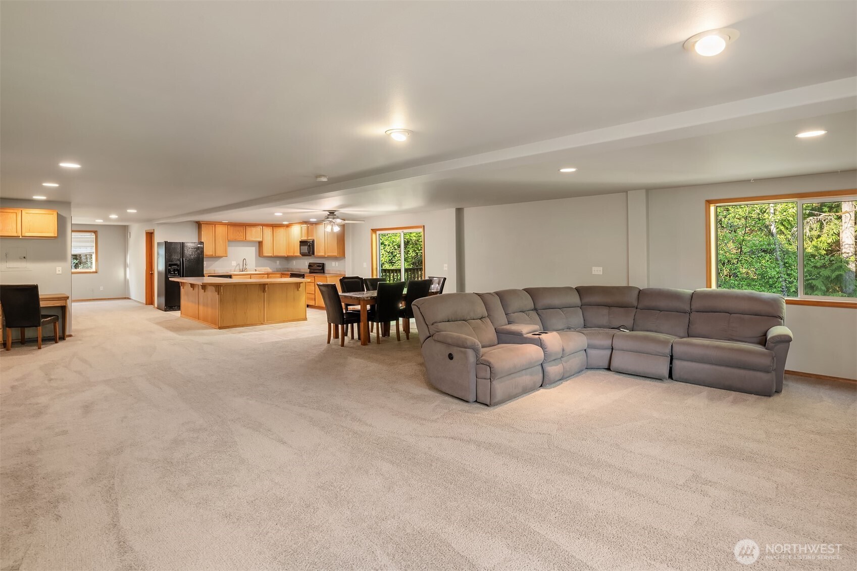 11712 84TH STREET NE, Lake Stevens, WA 98258-8944