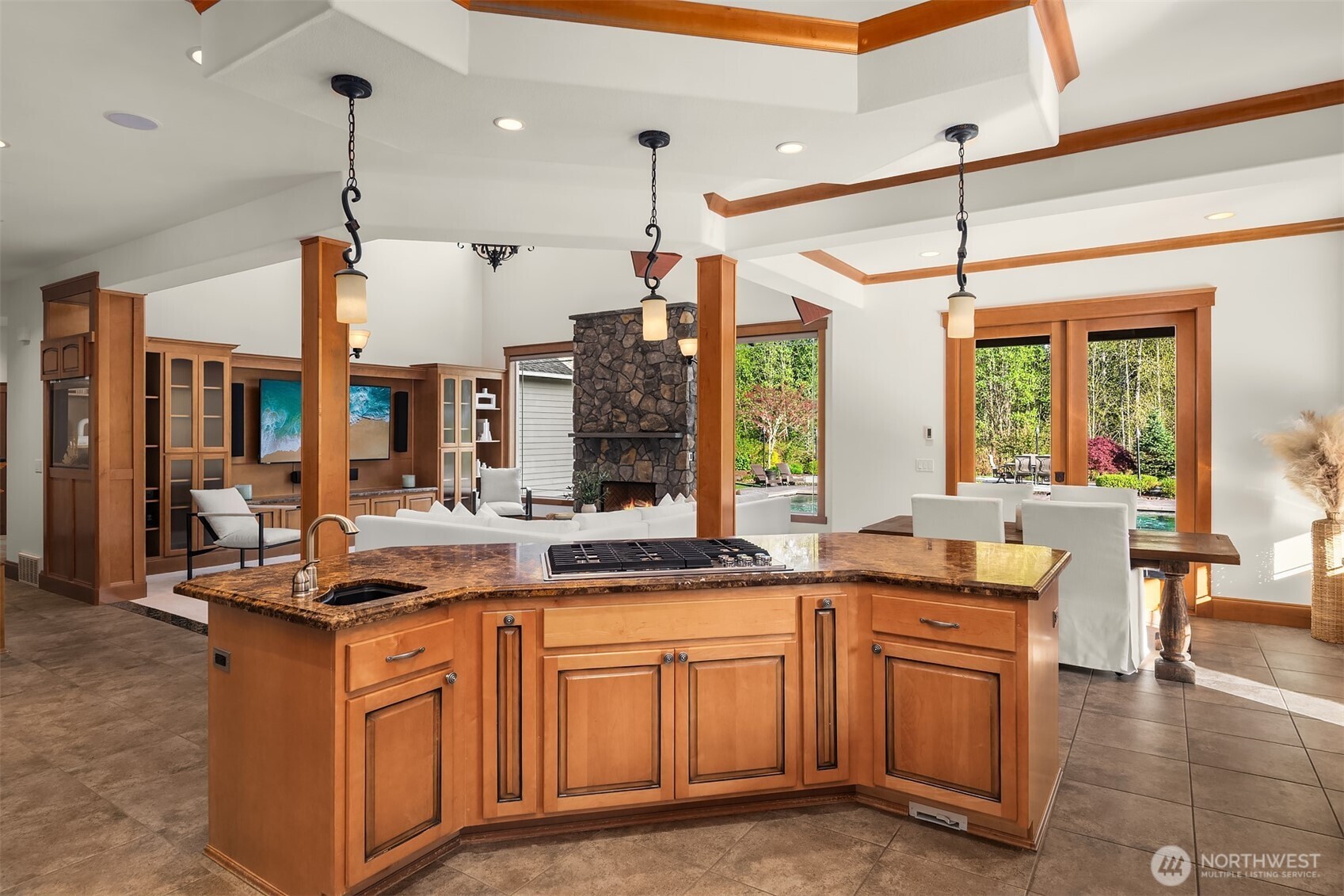 11712 84TH STREET NE, Lake Stevens, WA 98258-8944