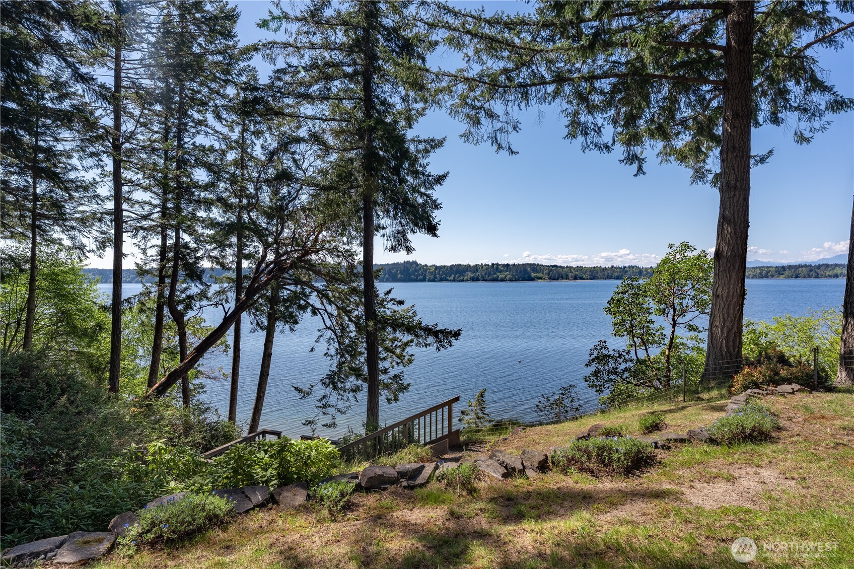 924 W Herron Boulevard NW, Lakebay, WA 98349