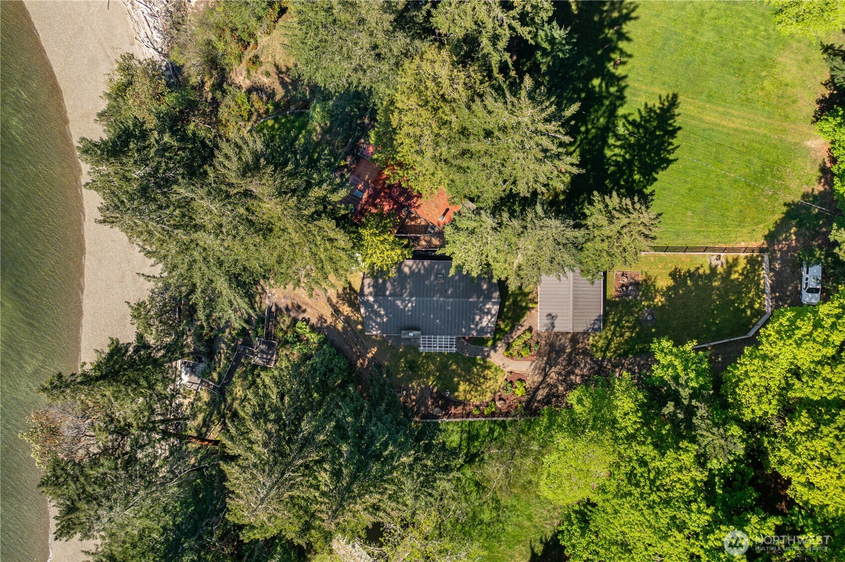 924 W Herron Boulevard NW, Lakebay, WA 98349