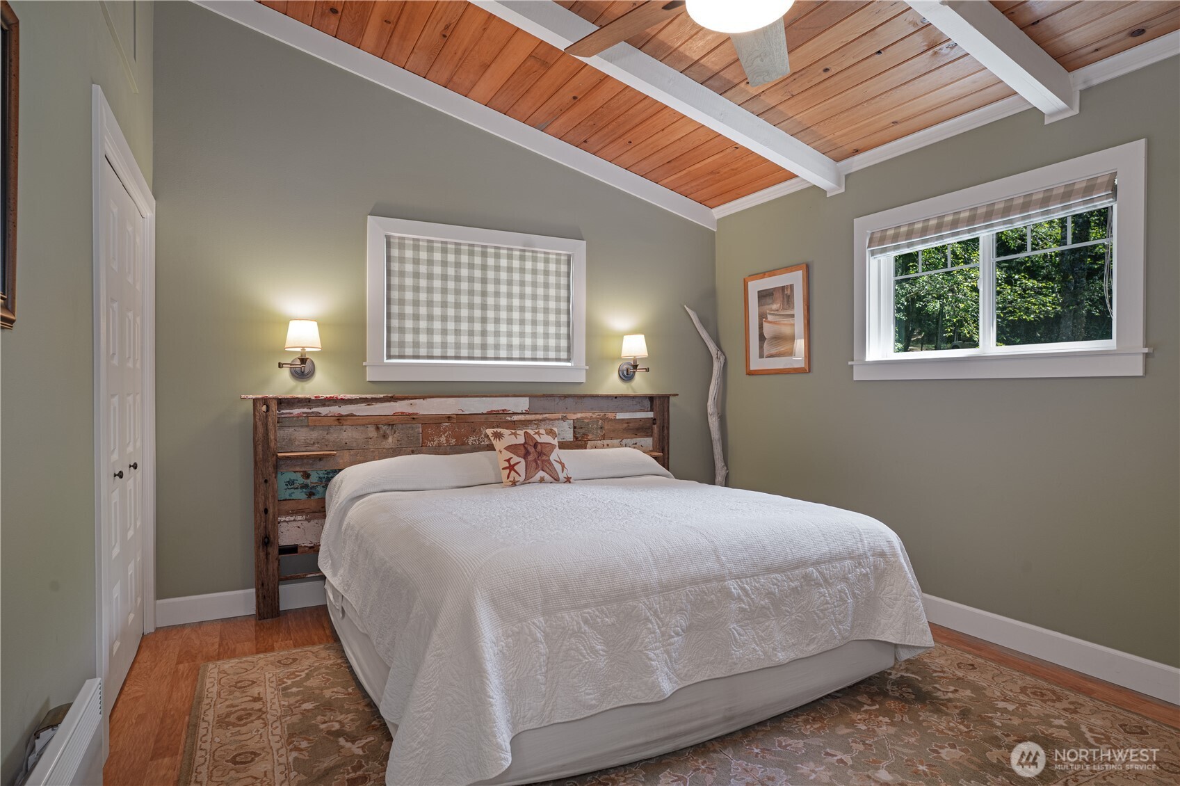 924 W Herron Boulevard NW, Lakebay, WA 98349