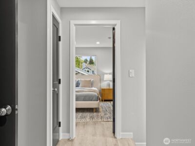 8117 17th Avenue SW #B, Seattle, WA 98106 - Photo 18