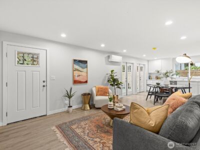 8117 17th Avenue SW #B, Seattle, WA 98106 - Photo 3