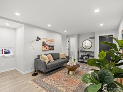 8117 17th Avenue SW #B, Seattle, WA 98106 - Photo 4