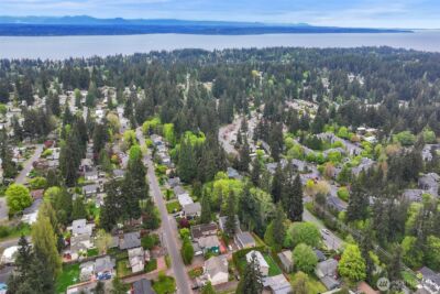 119 N 205th Street , Shoreline, WA 98133 - Photo 11