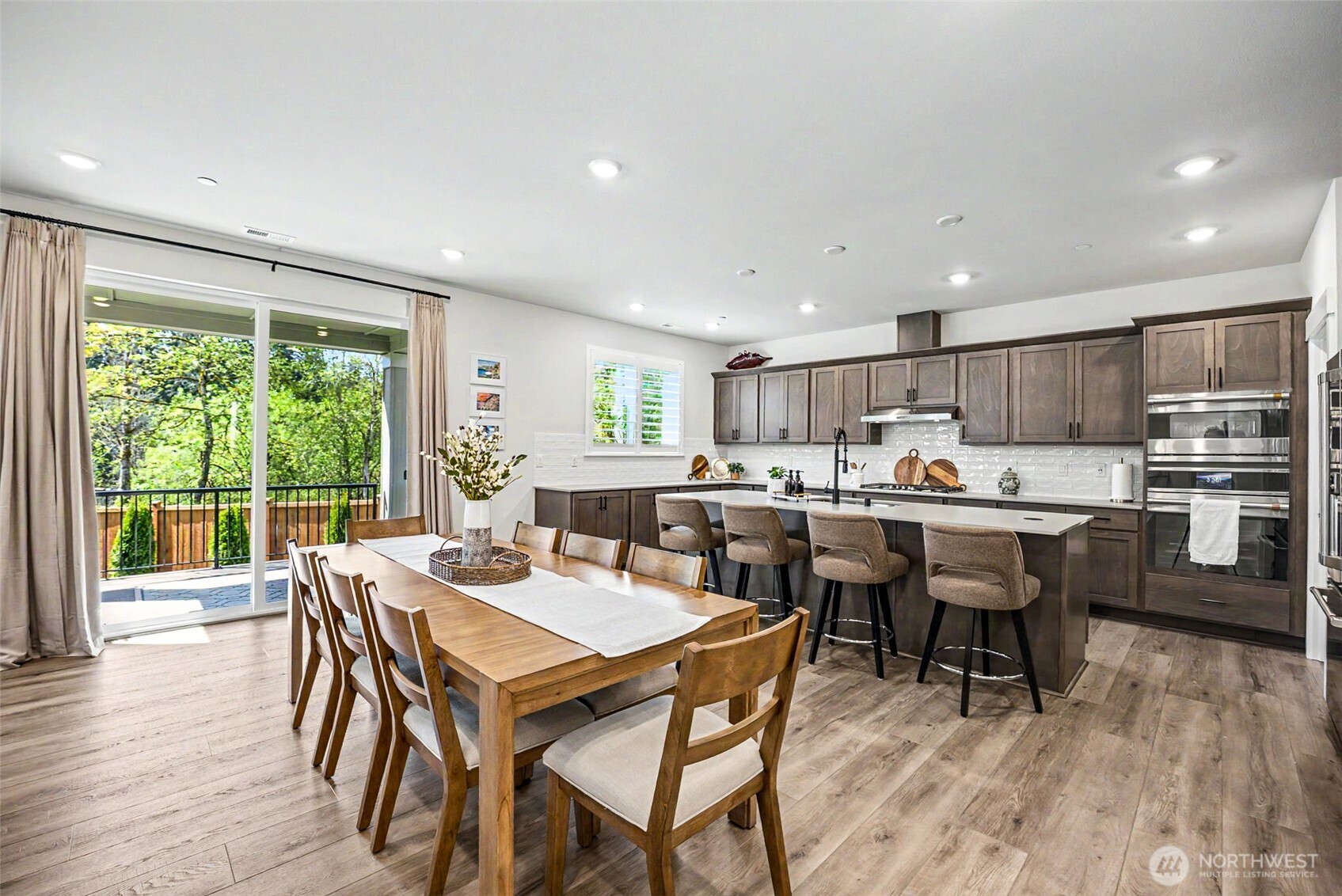 6410 213th Ave Court E, Bonney Lake, WA 98391-6567