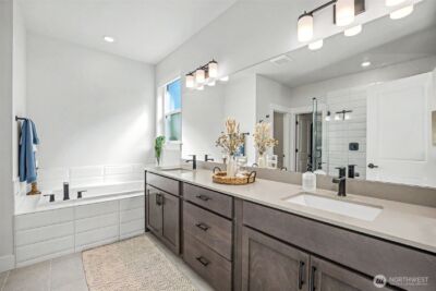 6410 213th Ave Court E, Bonney Lake, WA 98391-6567 - Photo 22